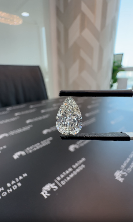 2.18 Carat – J SI1 -  PearShape – Natural Diamond – IGI Certified