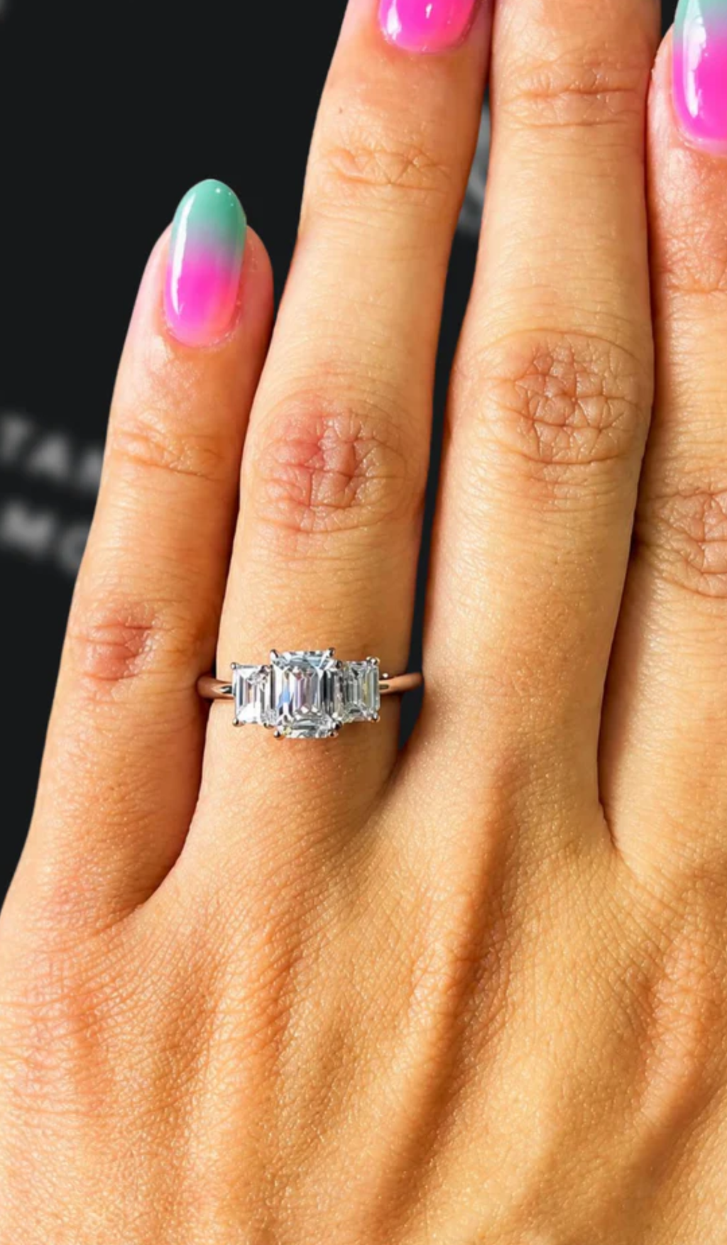 Natural diamond engagement ring by Ratan Sajan Diamonds Dubai