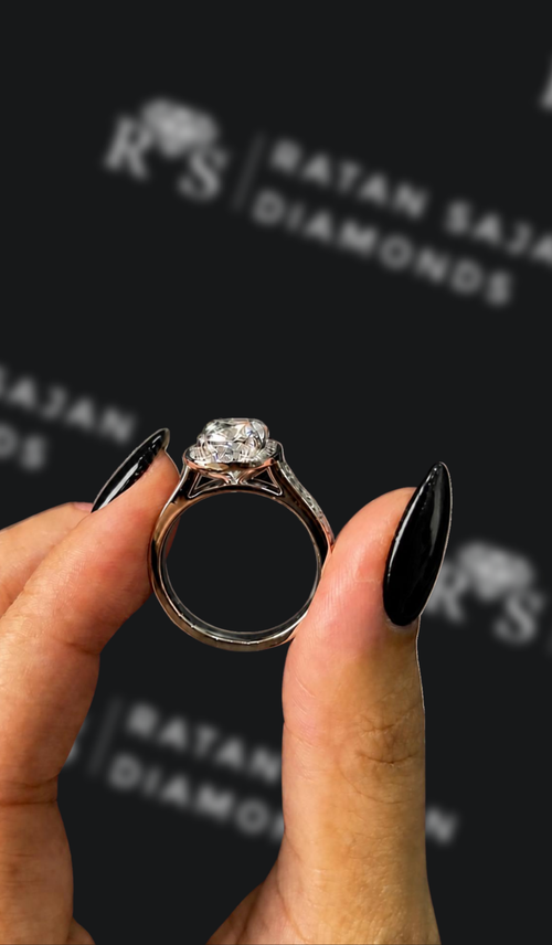0.5 carat pear shaped natural diamond engagement ring by Ratan Sajan Diamonds Dubai