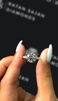 2.5 carat round brilliant natural diamond engagement ring by Ratan Sajan Diamonds Dubai