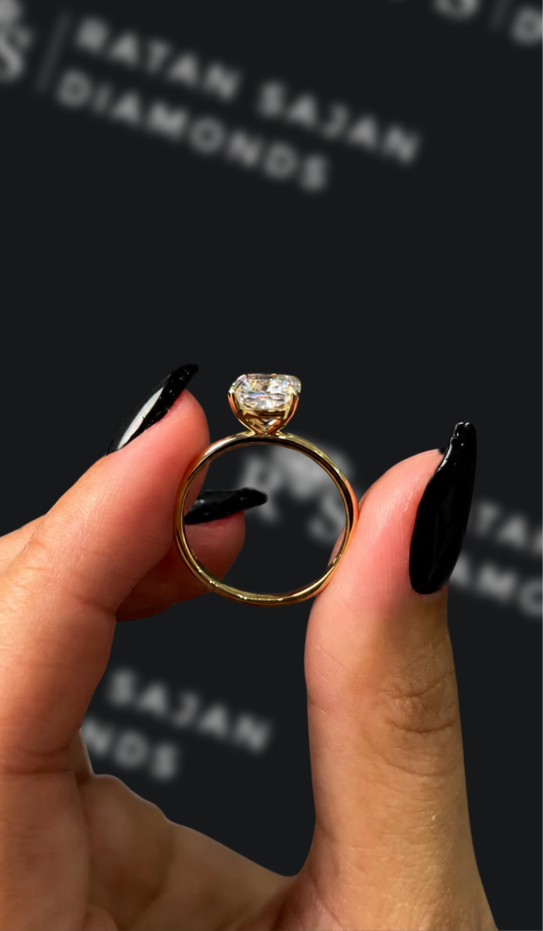 1 carat emerald cut natural diamond engagement ring by Ratan Sajan Diamonds Dubai