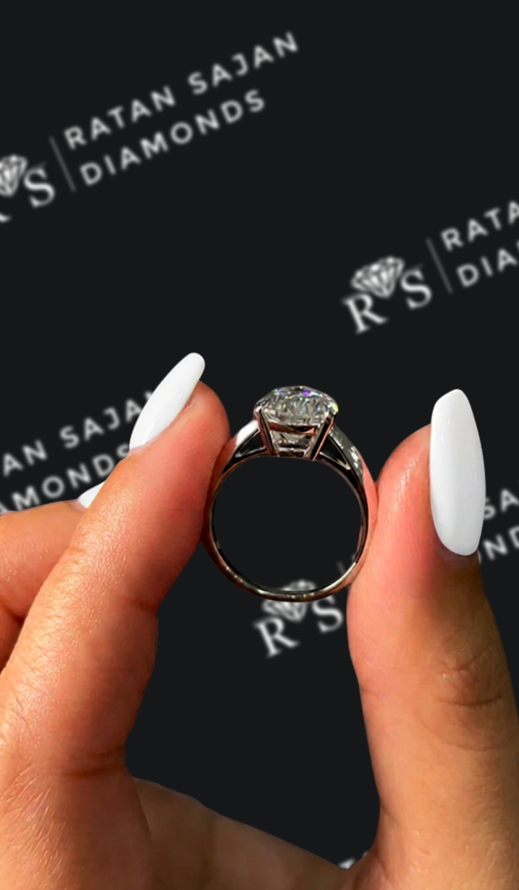 3 carat pear shaped natural diamond engagement ring by Ratan Sajan Diamonds Dubai