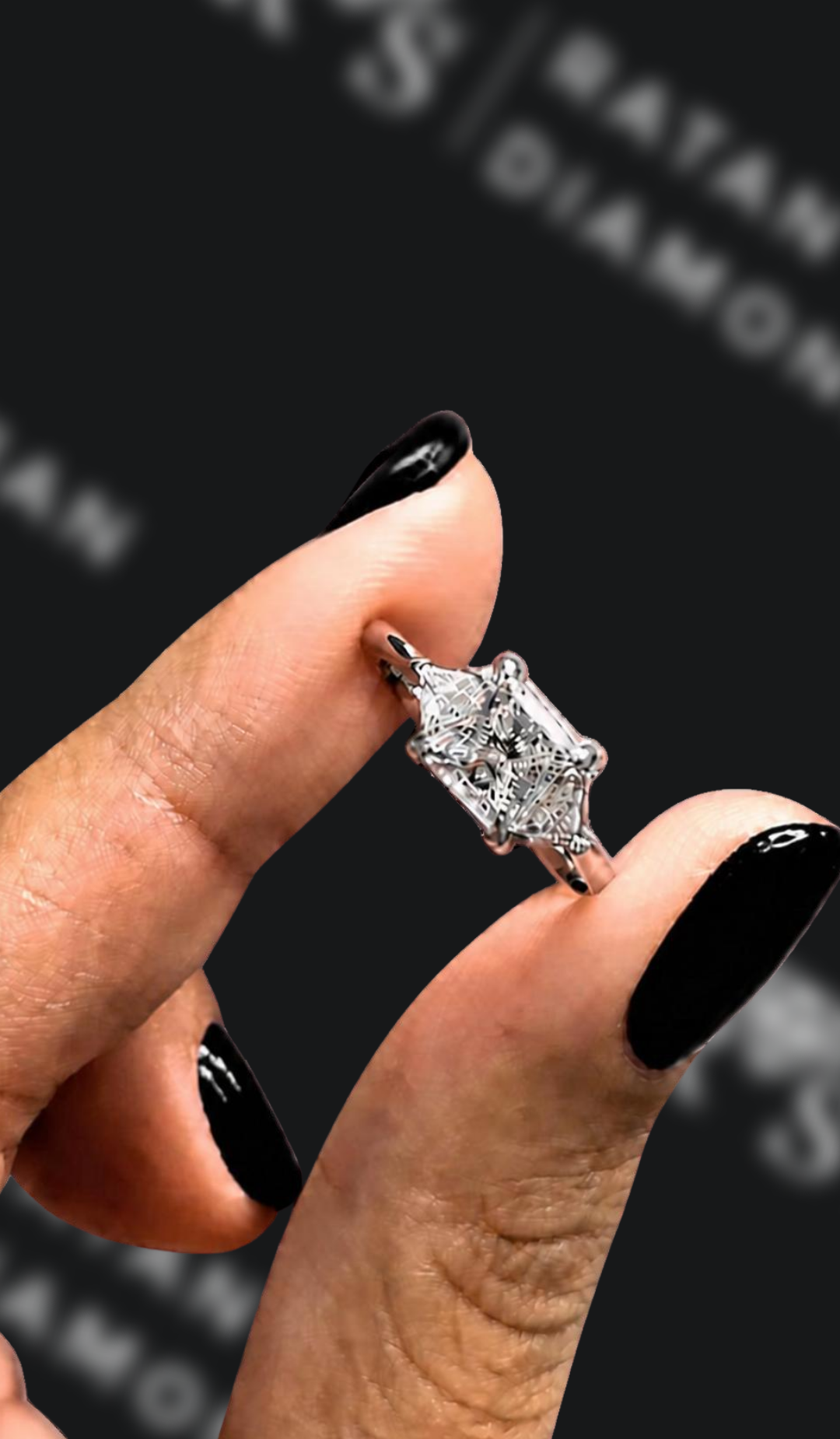 1 carat princess cut natural diamond engagement ring by Ratan Sajan Diamonds Dubai