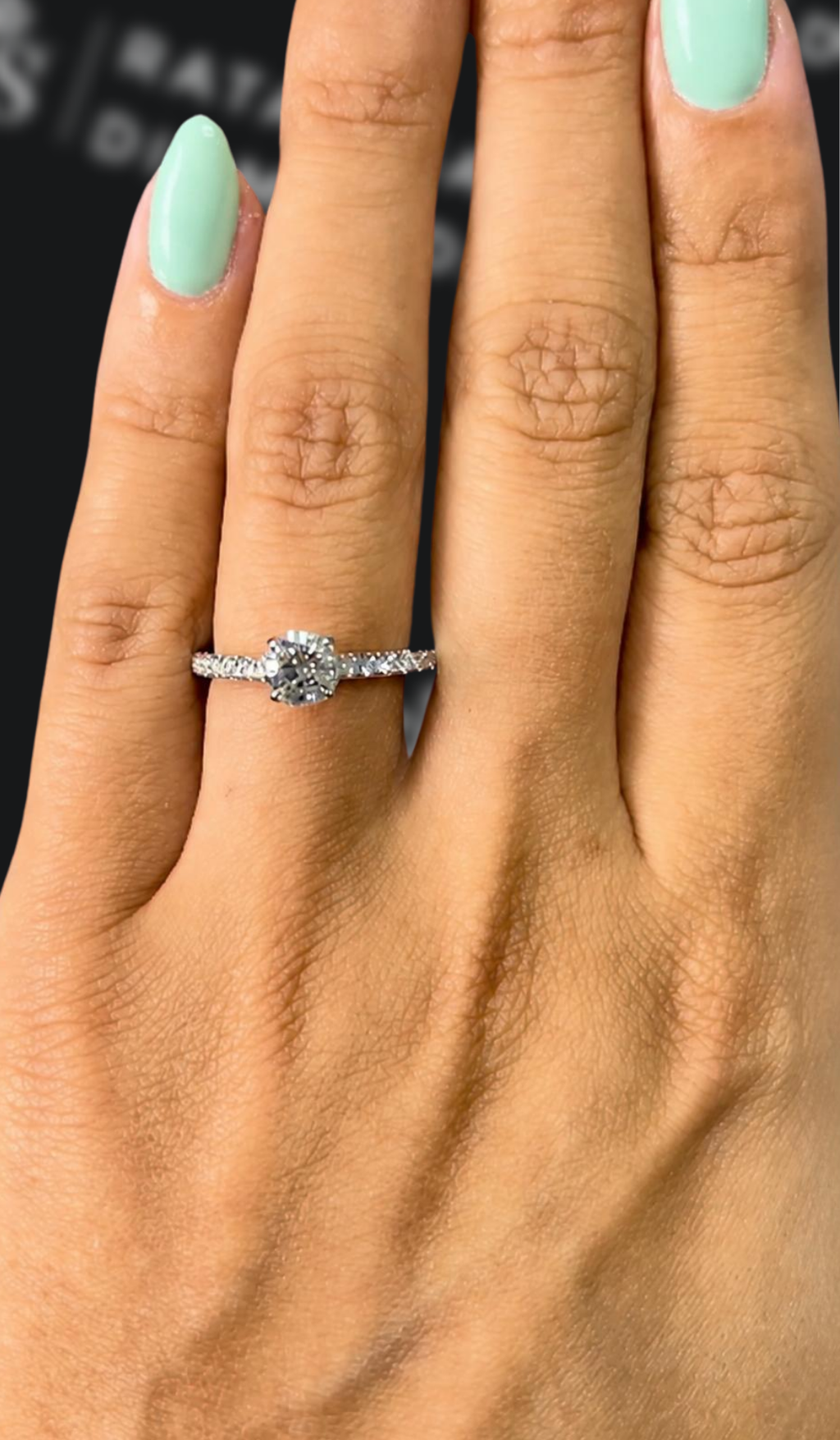 0.5 carat round brilliant natural diamond engagement ring by Ratan Sajan Diamonds Dubai