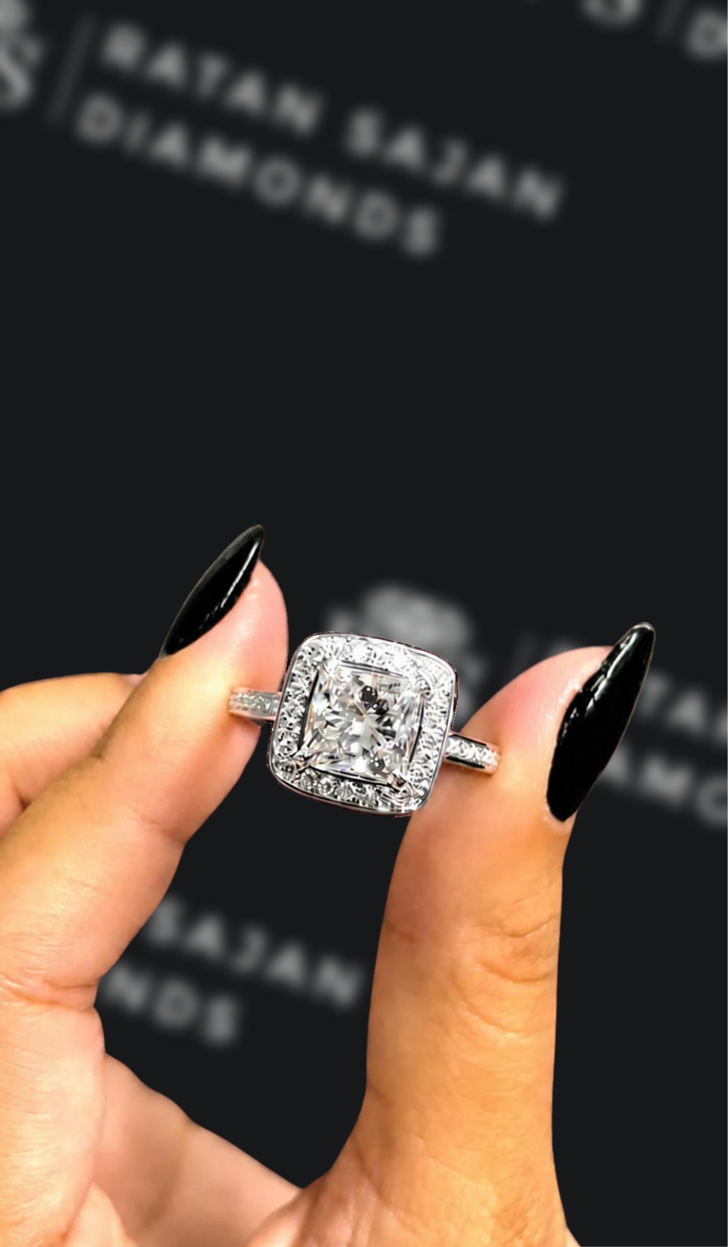 2.5 carat princess cut natural diamond engagement ring by Ratan Sajan Diamonds Dubai