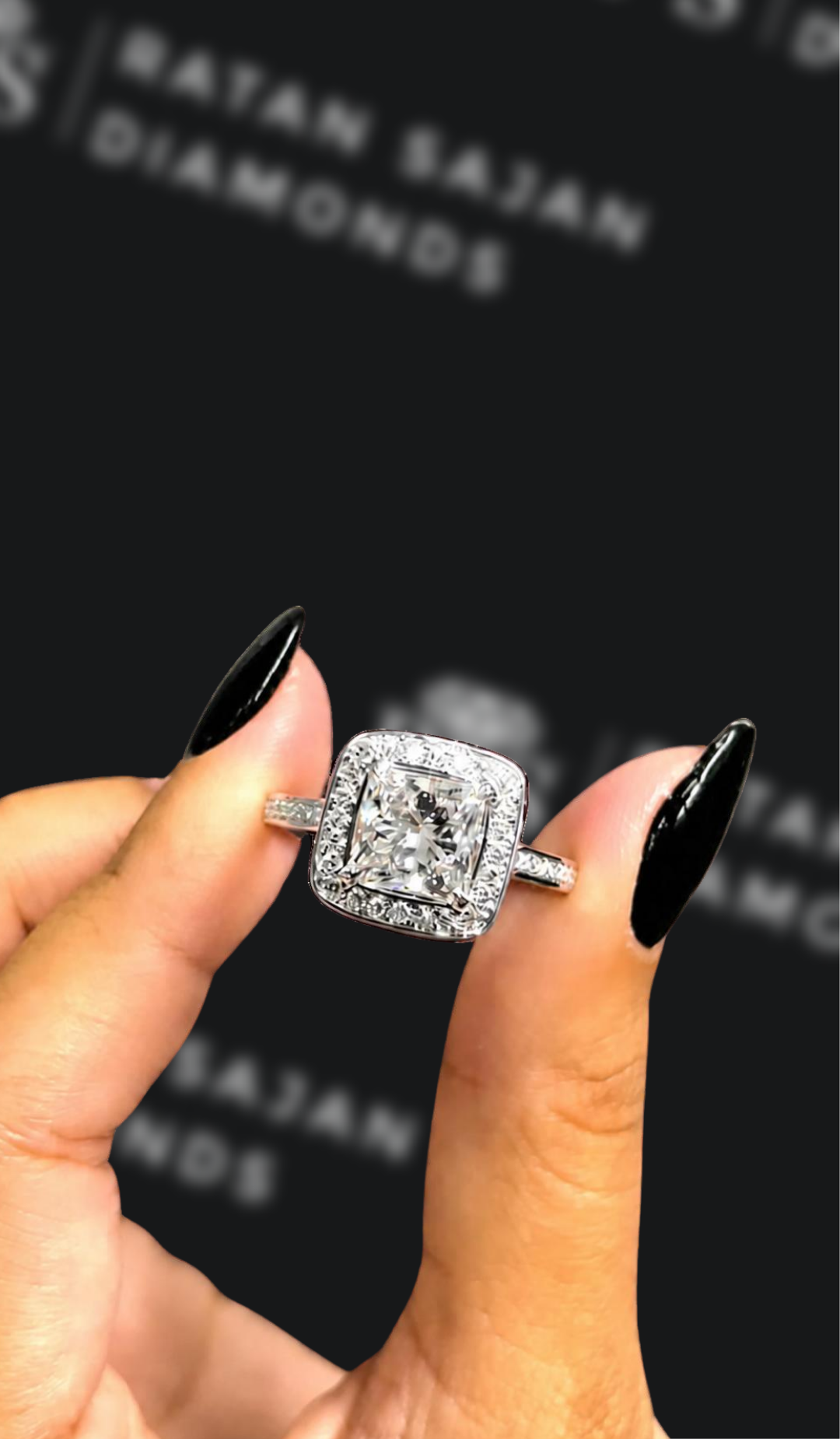 2.5 carat princess cut natural diamond engagement ring by Ratan Sajan Diamonds Dubai