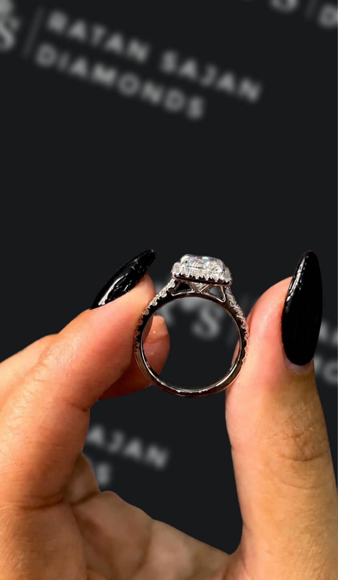 1.5 carat princess cut natural diamond engagement ring by Ratan Sajan Diamonds Dubai