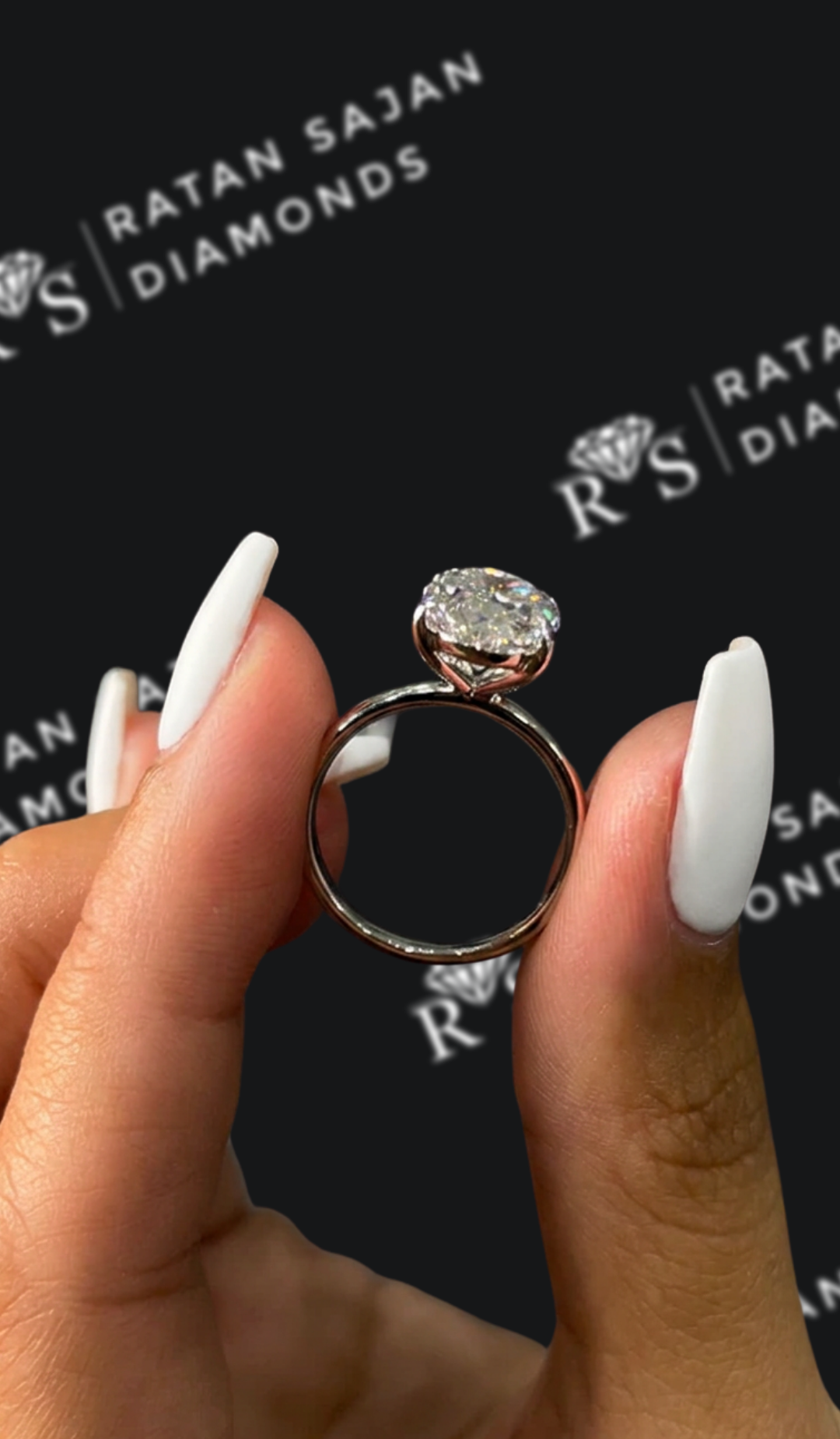 3 carat oval natural diamond engagement ring by Ratan Sajan Diamonds Dubai