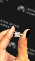 2 carat princess cut natural diamond engagement ring by Ratan Sajan Diamonds Dubai