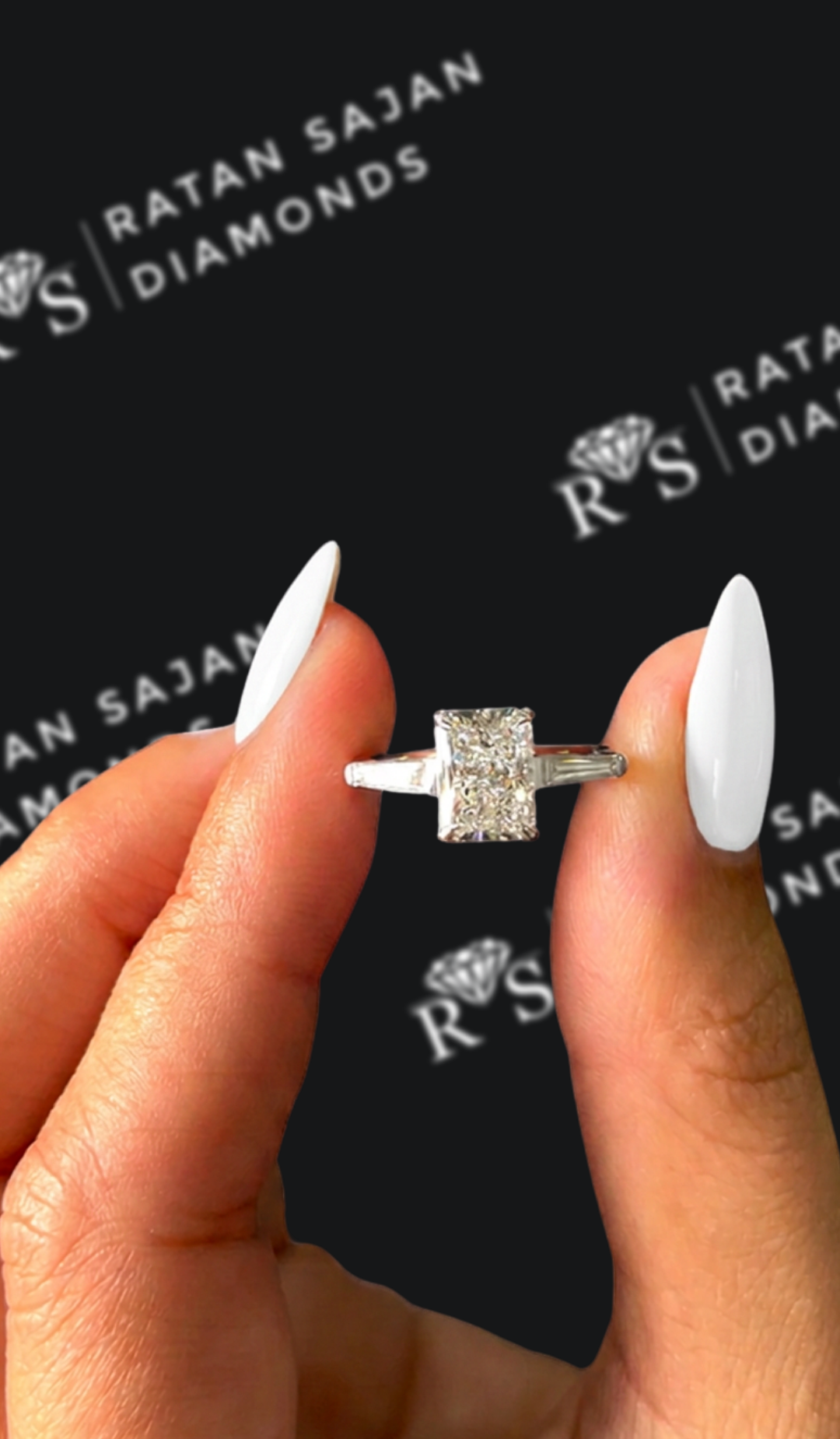 1 carat radiant cut natural diamond engagement ring by Ratan Sajan Diamonds Dubai