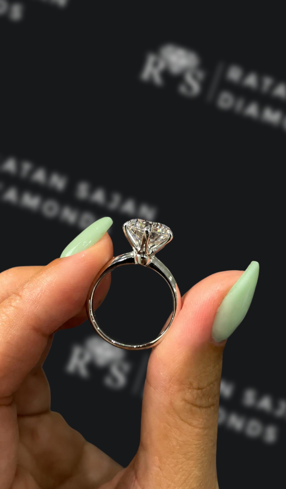 3.5 Carat Solitaire Engagement Ring - Round Diamond