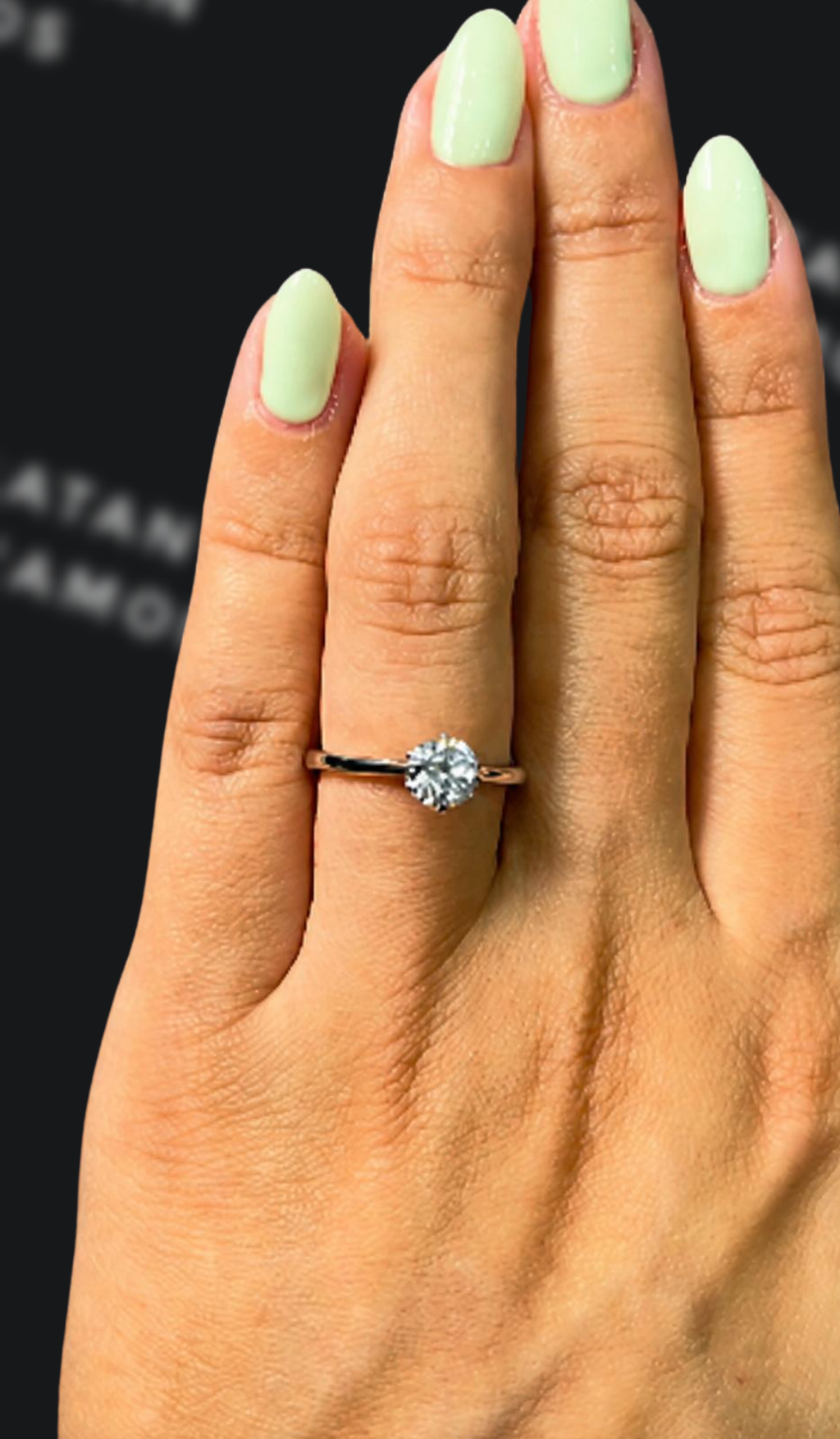 0.5 carat round brilliant natural diamond engagement ring by Ratan Sajan Diamonds Dubai