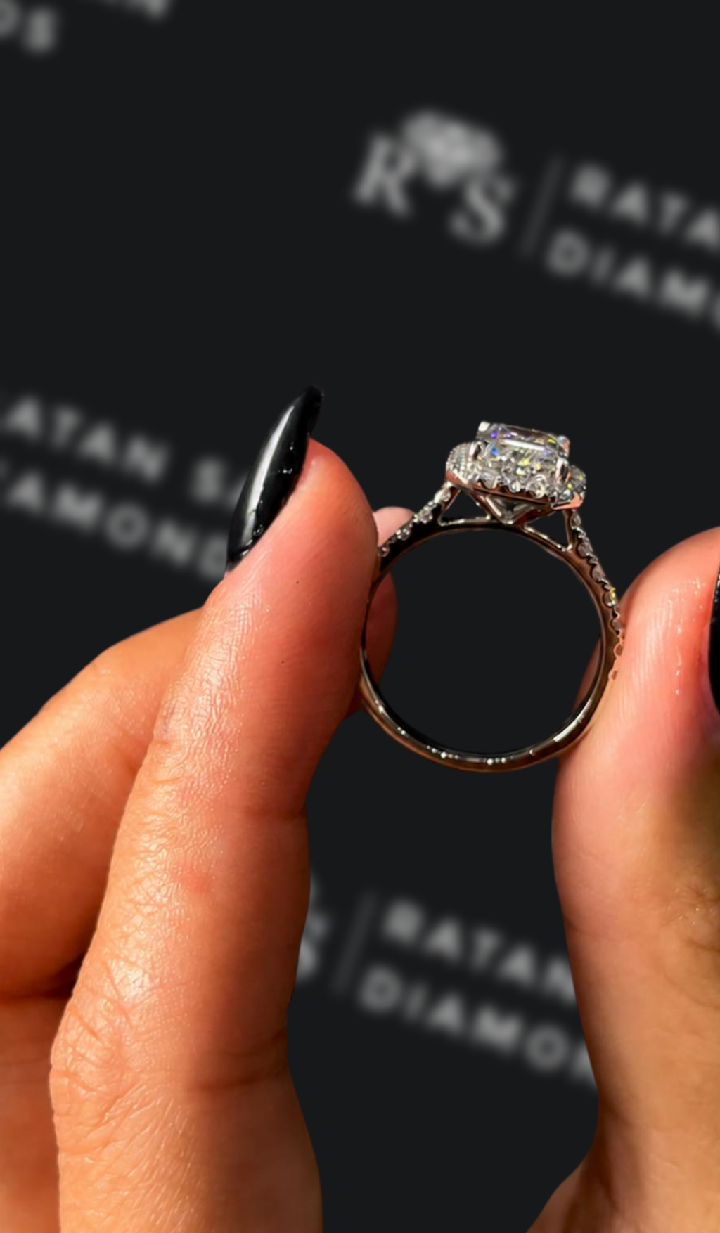 2 carat cushion cut natural diamond engagement ring by Ratan Sajan Diamonds Dubai