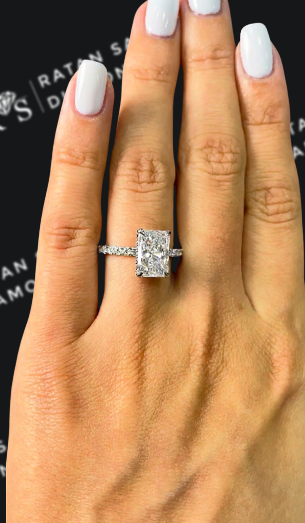 2.5 carat radiant cut natural diamond engagement ring by Ratan Sajan Diamonds Dubai