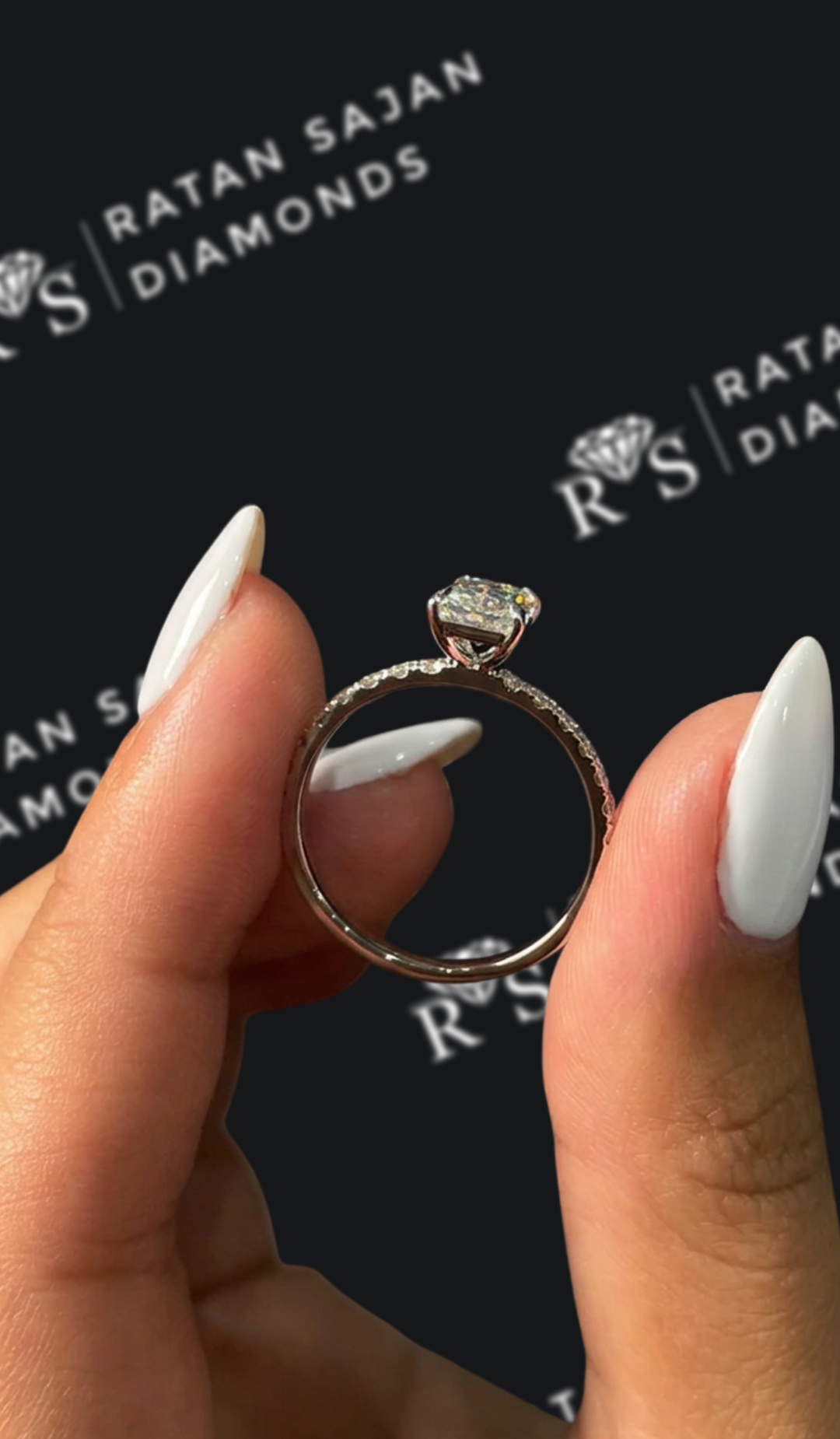 1 carat radiant cut natural diamond engagement ring by Ratan Sajan Diamonds Dubai
