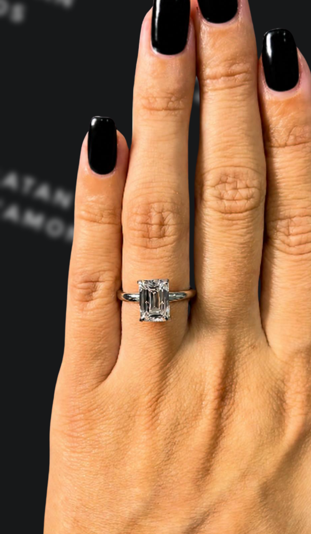 2 carat emerald cut natural diamond engagement ring by Ratan Sajan Diamonds Dubai