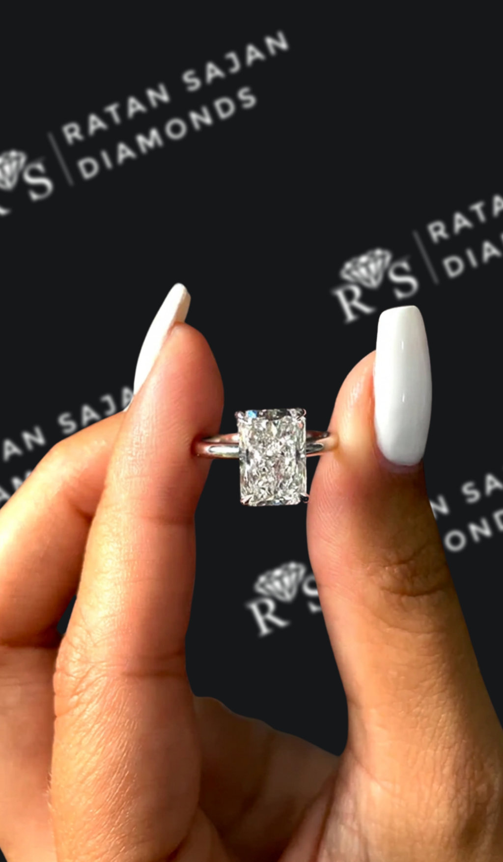 2.5 carat radiant cut natural diamond engagement ring by Ratan Sajan Diamonds Dubai