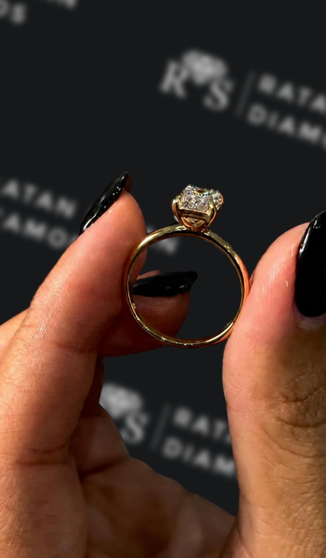 1.5 carat emerald cut natural diamond engagement ring by Ratan Sajan Diamonds Dubai