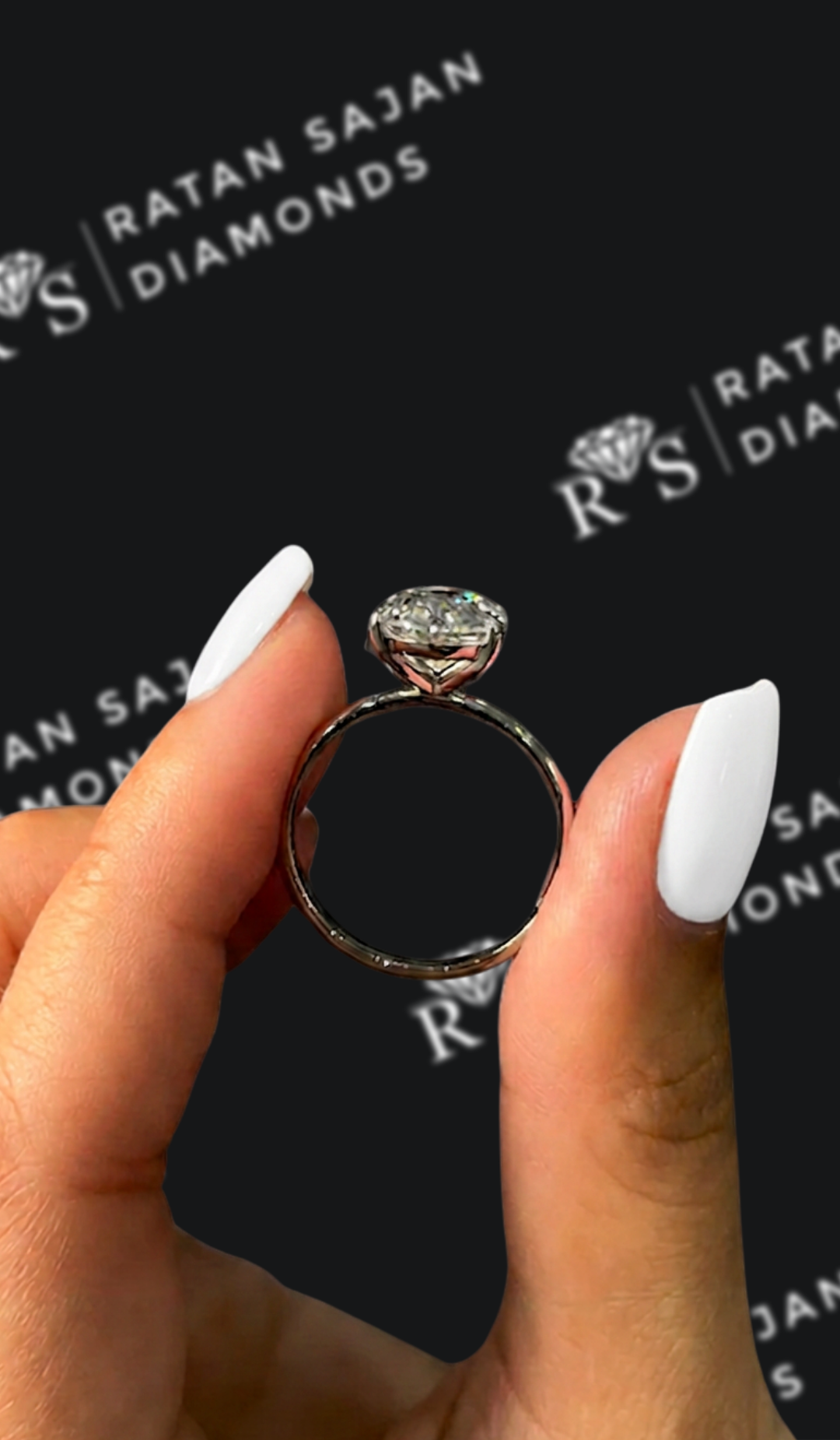 3.5 carat oval natural diamond engagement ring by Ratan Sajan Diamonds Dubai