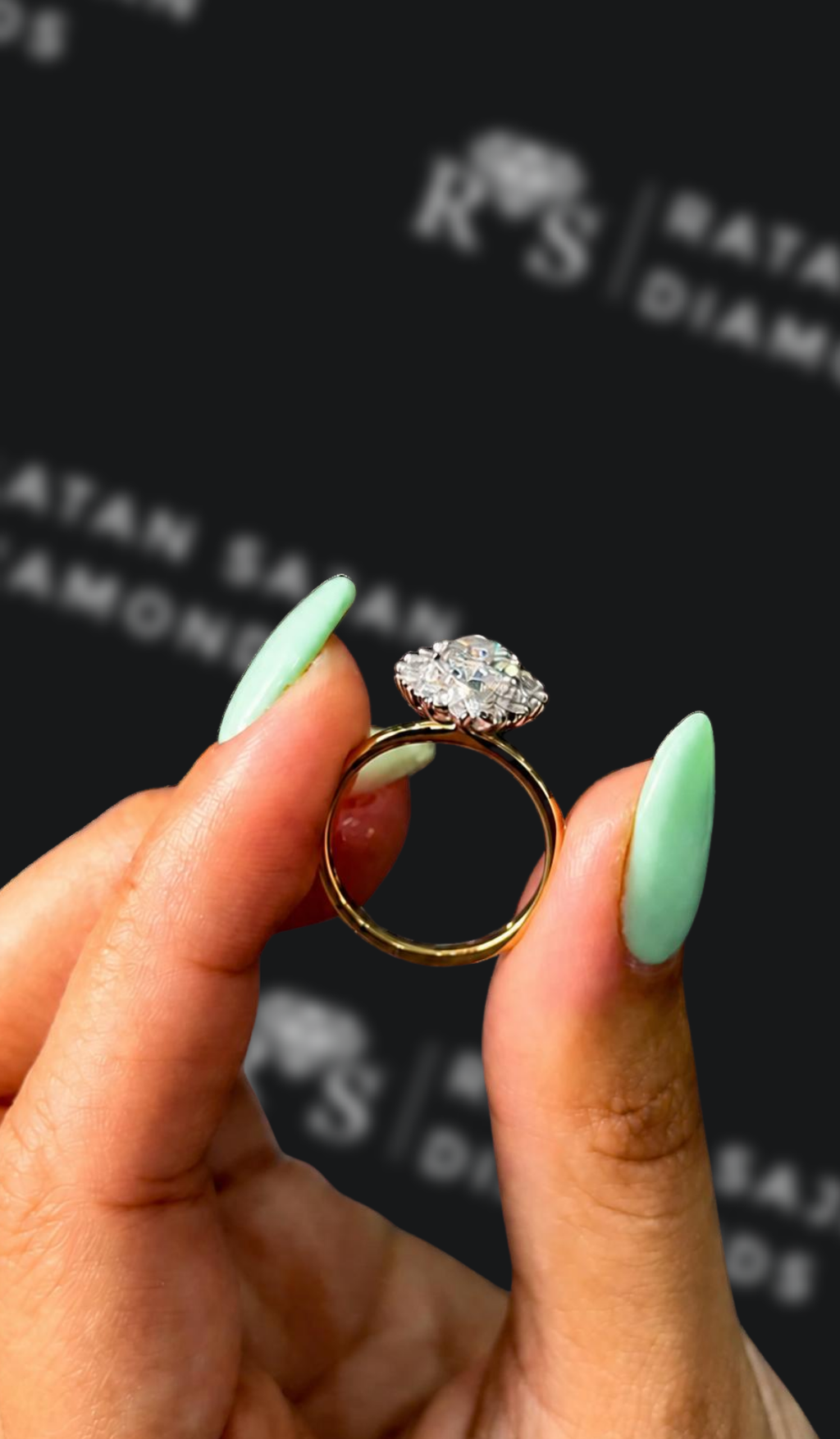 1.5 carat marquise cut natural diamond engagement ring by Ratan Sajan Diamonds Dubai