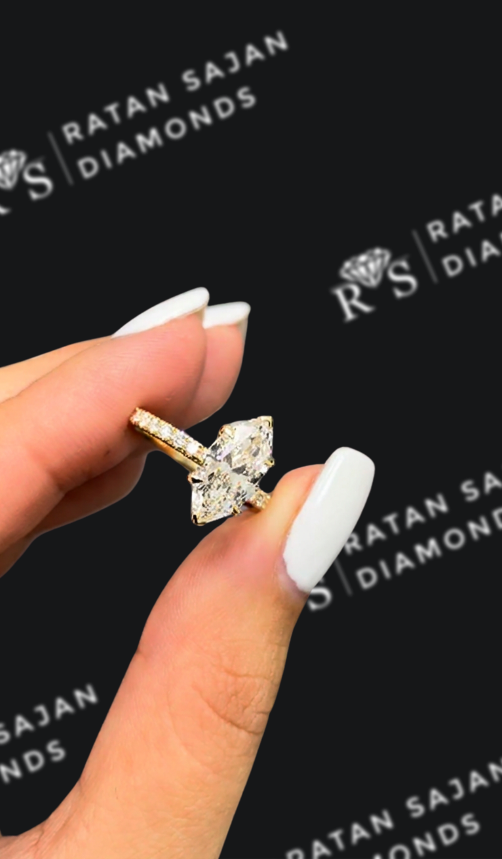 2 carat marquise cut natural diamond engagement ring by Ratan Sajan Diamonds Dubai