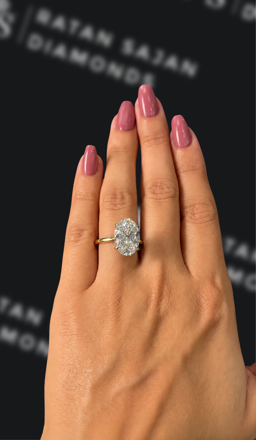 5 carat oval natural diamond engagement ring by Ratan Sajan Diamonds Dubai