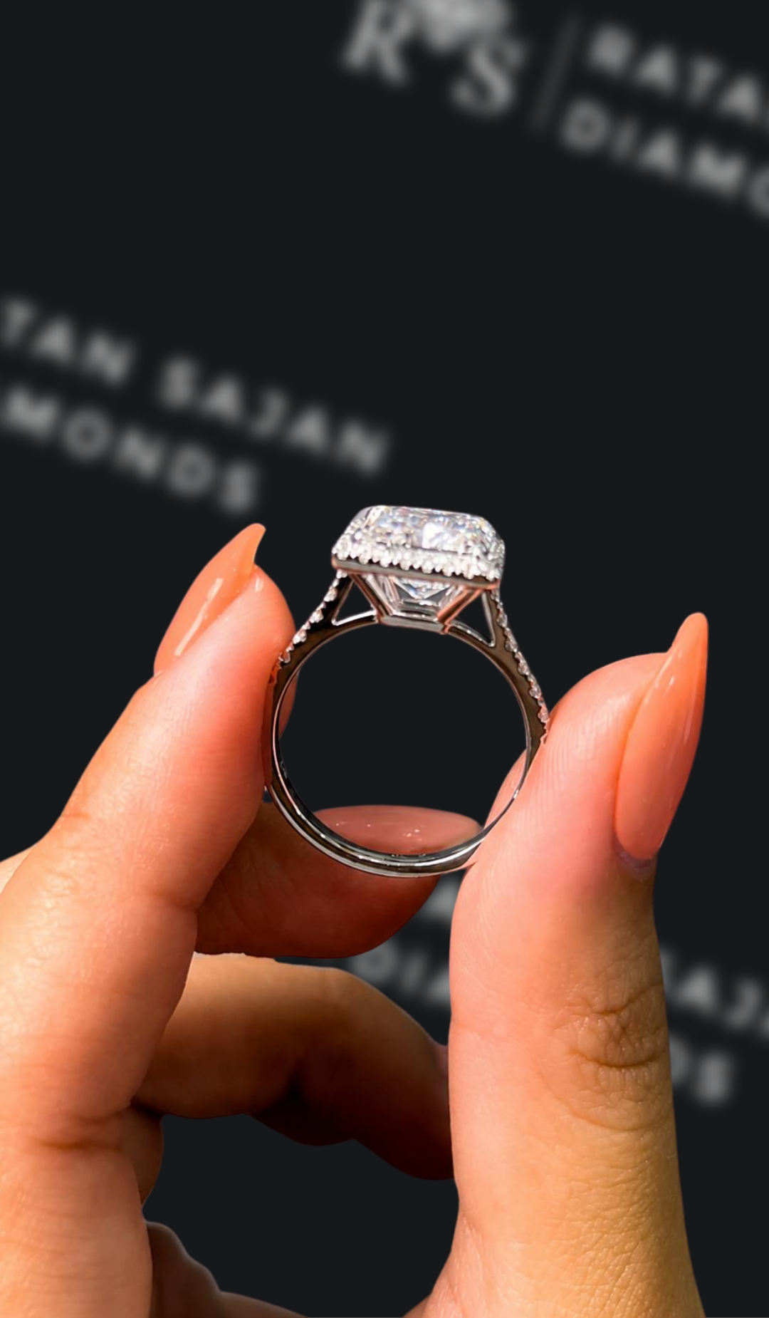 3 carat princess cut natural diamond engagement ring by Ratan Sajan Diamonds Dubai