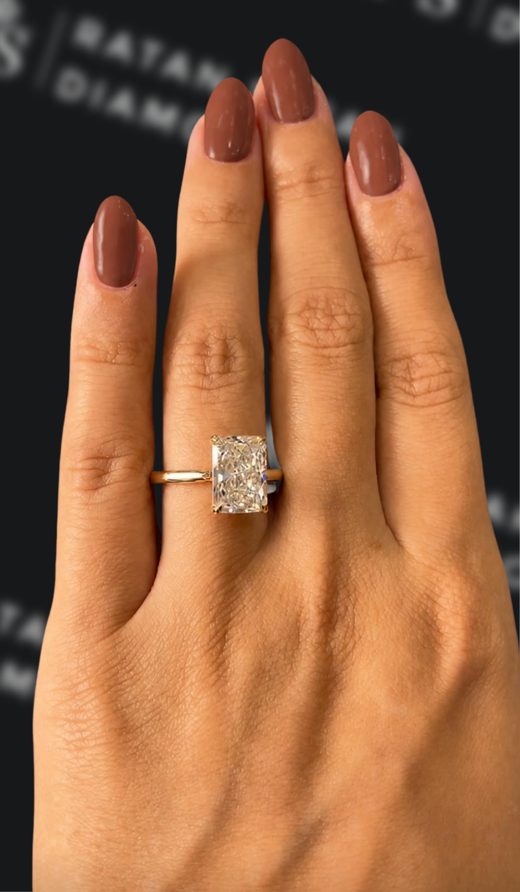 3 carat radiant cut natural diamond engagement ring by Ratan Sajan Diamonds Dubai