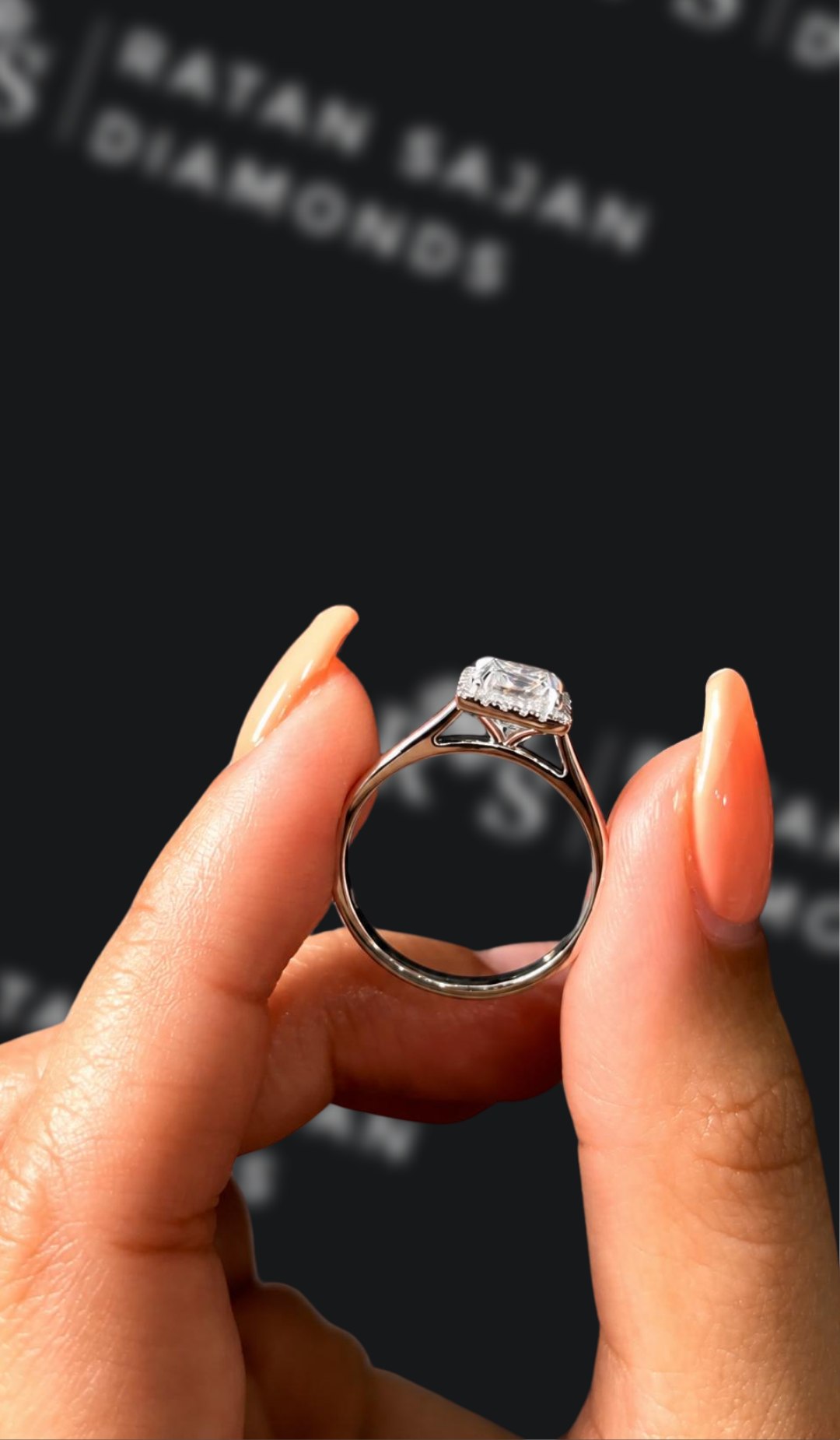 1 carat princess cut natural diamond engagement ring by Ratan Sajan Diamonds Dubai