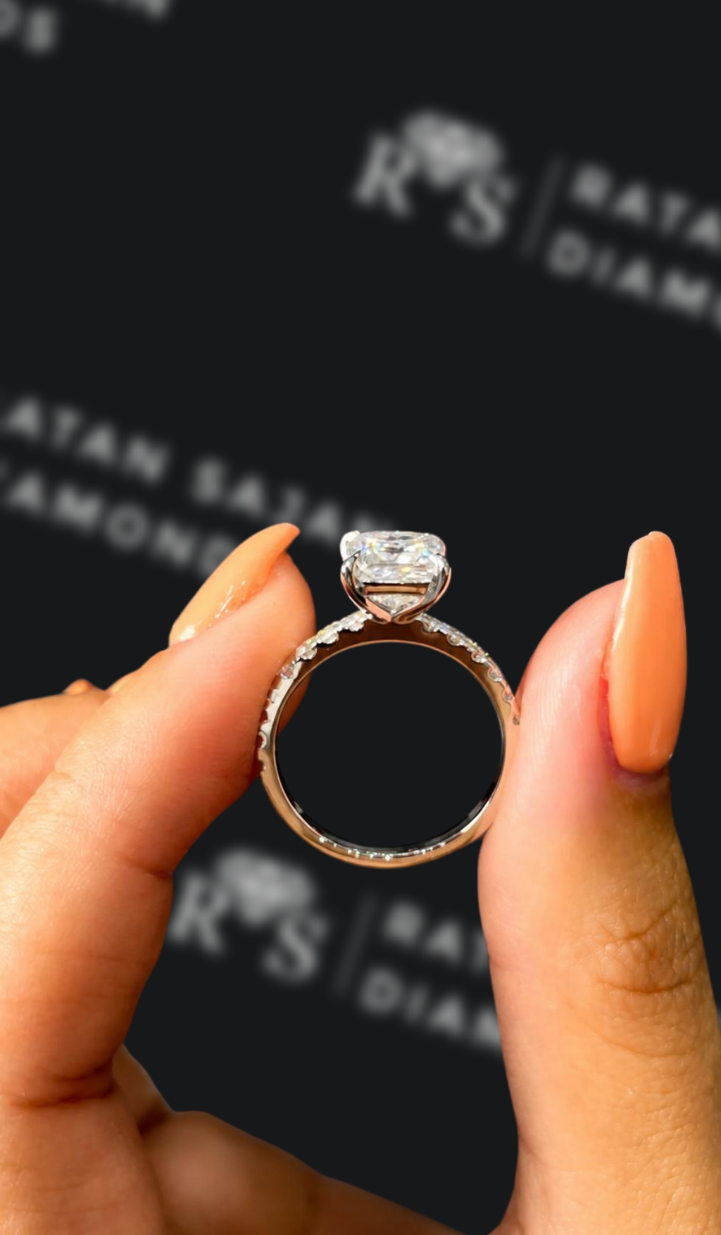 1.5 carat princess cut natural diamond engagement ring by Ratan Sajan Diamonds Dubai