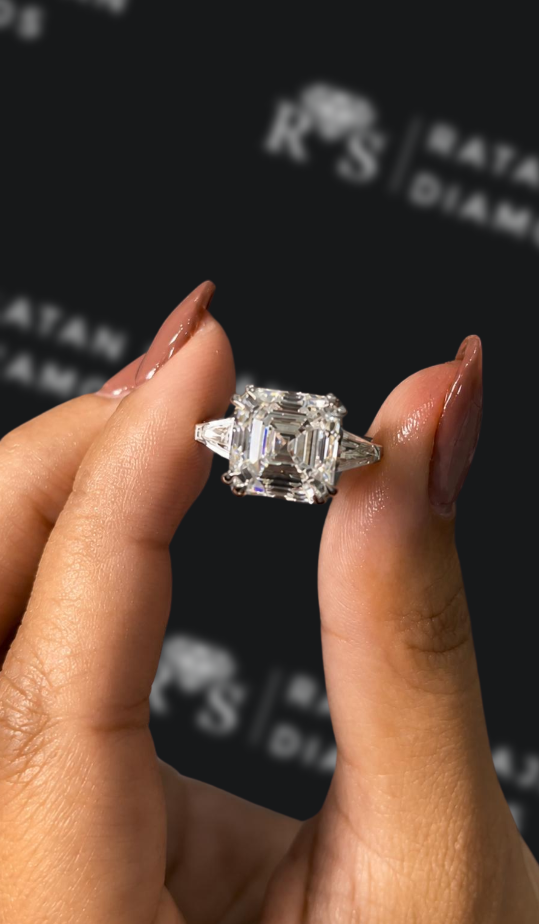 5 carat Asscher cut natural diamond engagement ring by Ratan Sajan Diamonds Dubai
