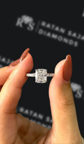 2.5 carat round brilliant natural diamond engagement ring by Ratan Sajan Diamonds Dubai