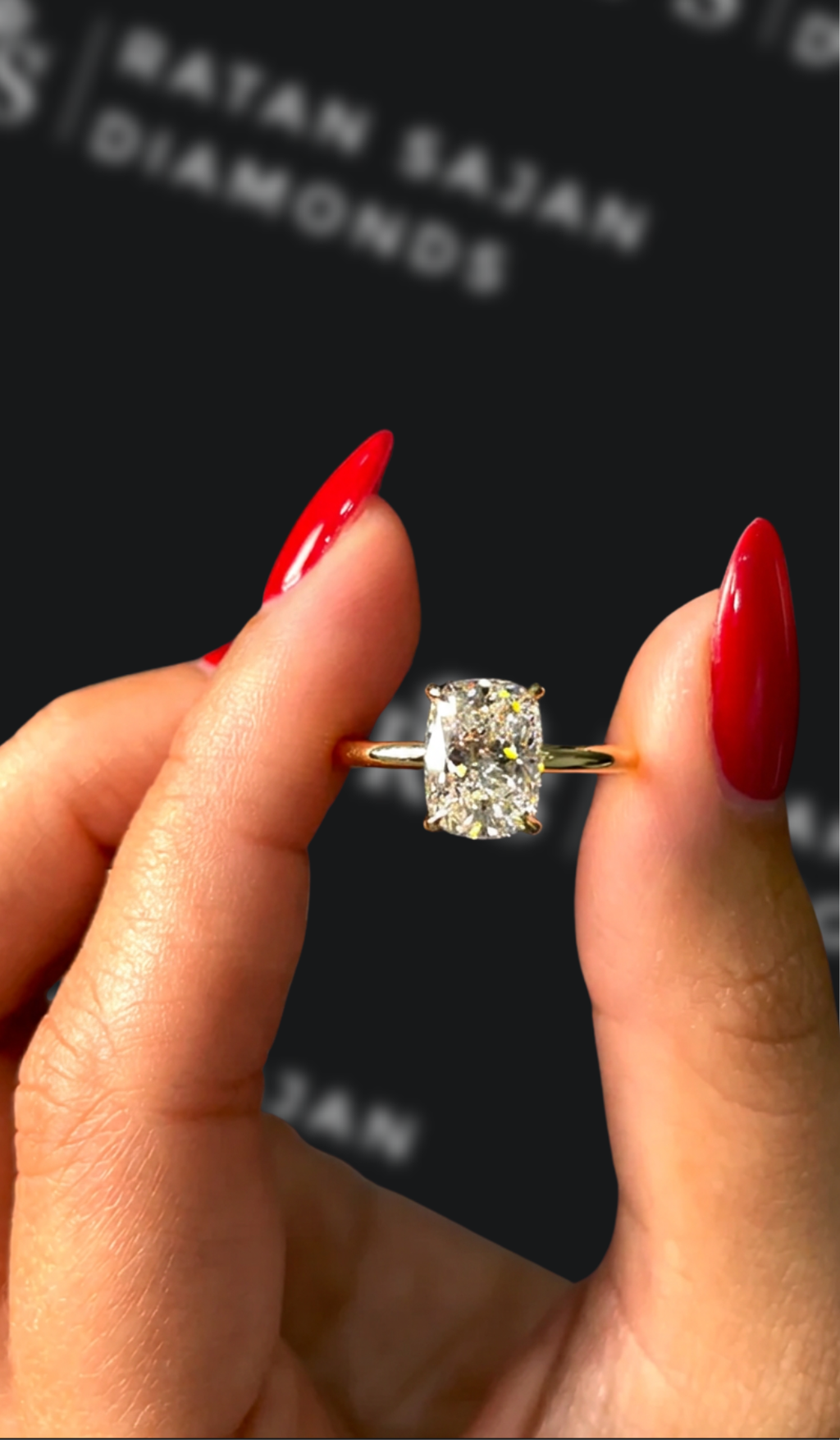 2 carat cushion cut natural diamond engagement ring by Ratan Sajan Diamonds Dubai