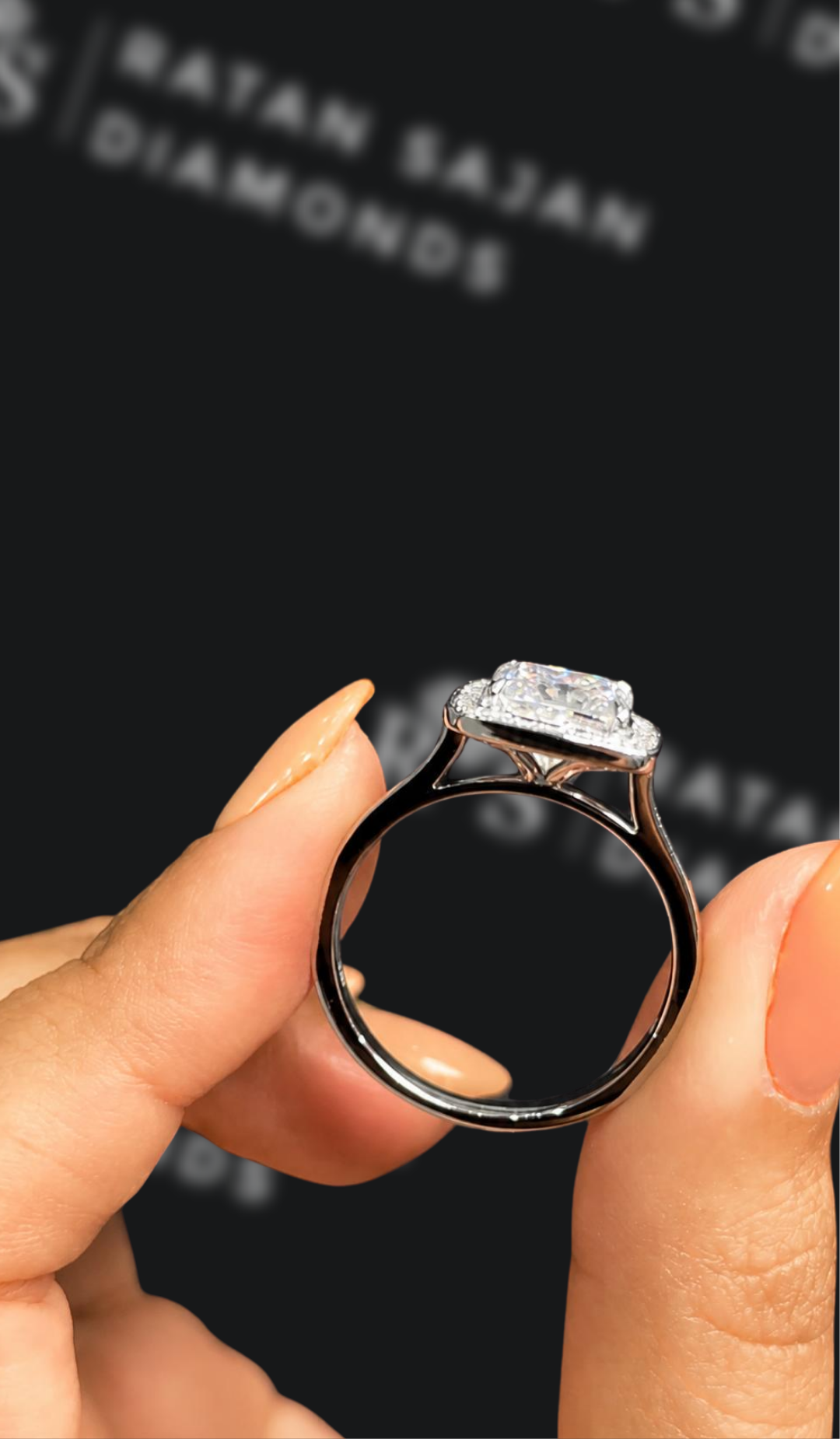 2.5 carat princess cut natural diamond engagement ring by Ratan Sajan Diamonds Dubai