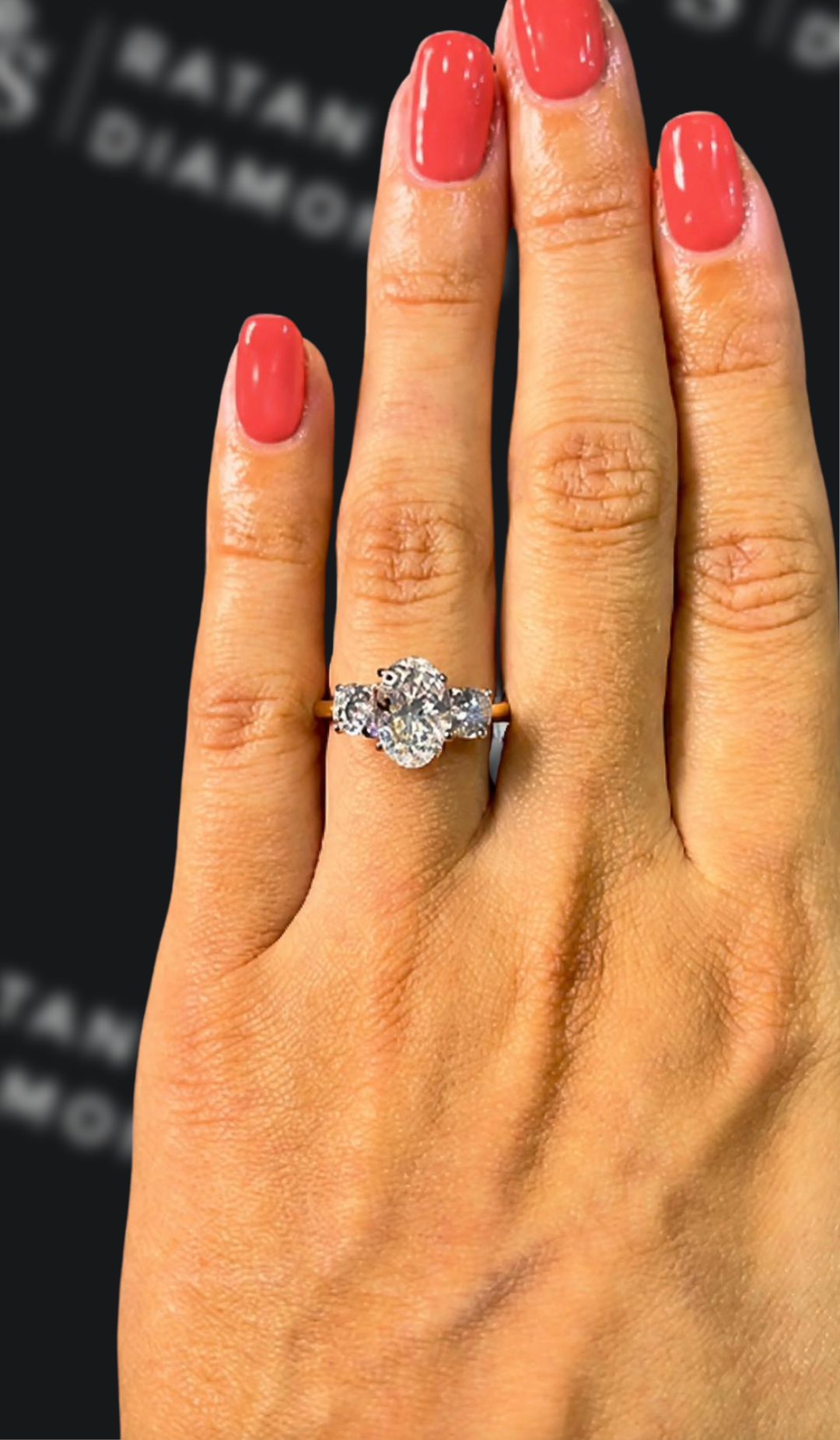 1.5 carat oval natural diamond engagement ring by Ratan Sajan Diamonds Dubai