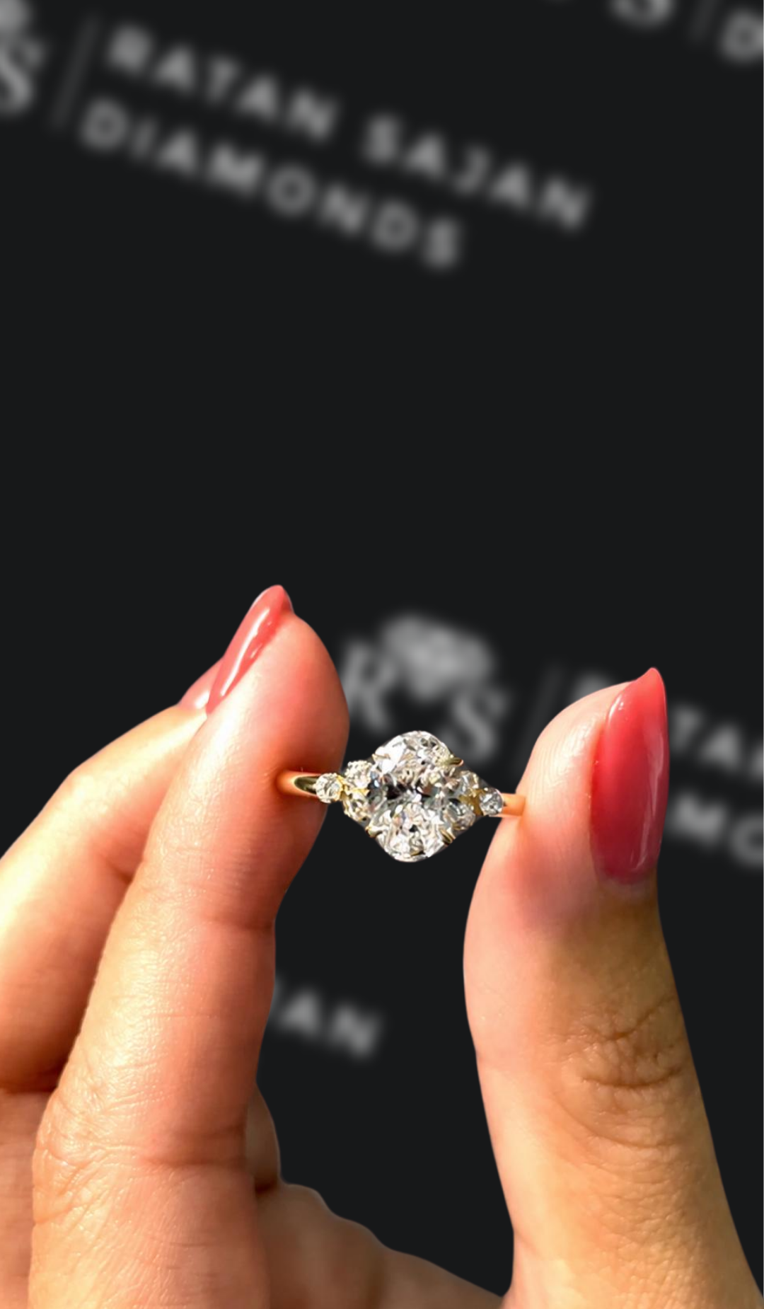 1 carat oval natural diamond engagement ring by Ratan Sajan Diamonds Dubai