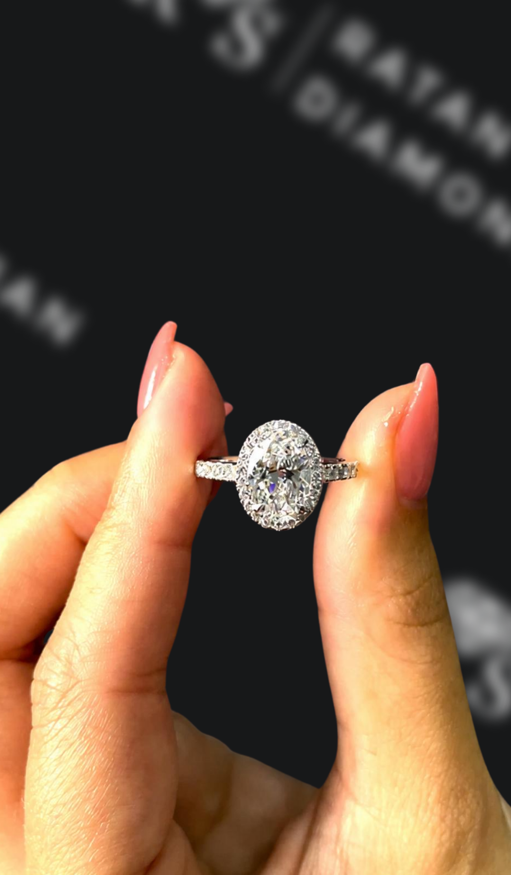 1.5 carat oval natural diamond engagement ring by Ratan Sajan Diamonds Dubai