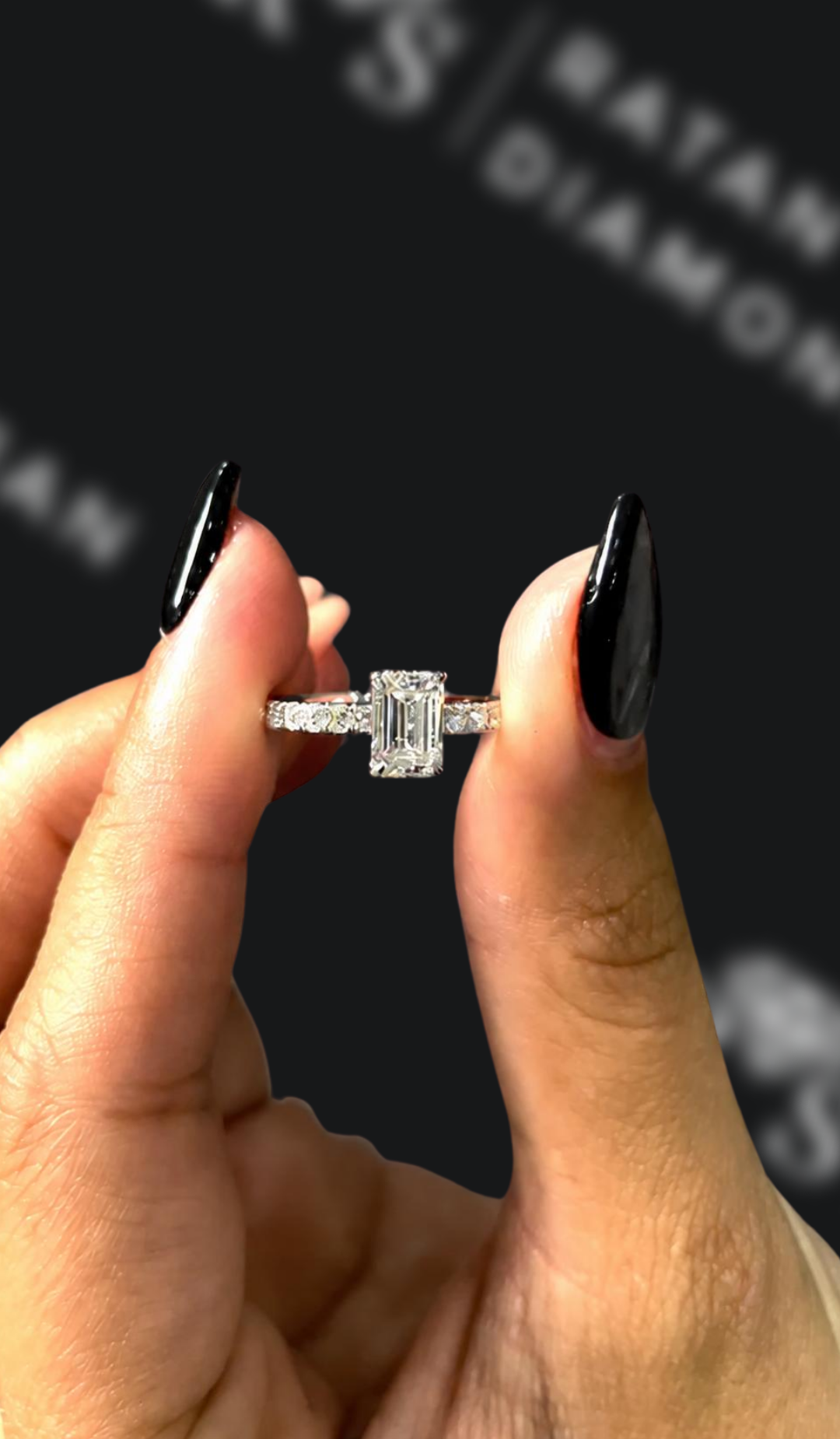 1 carat emerald cut natural diamond engagement ring by Ratan Sajan Diamonds Dubai