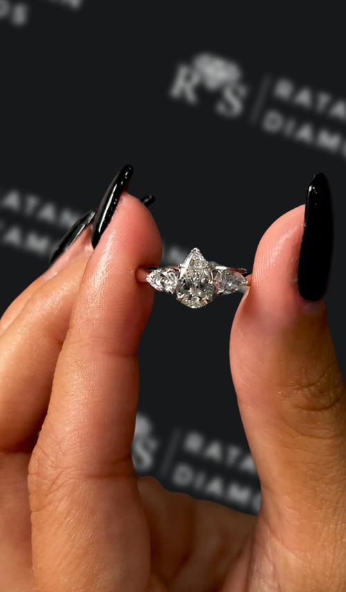 0.5 carat pear shaped natural diamond engagement ring by Ratan Sajan Diamonds Dubai
