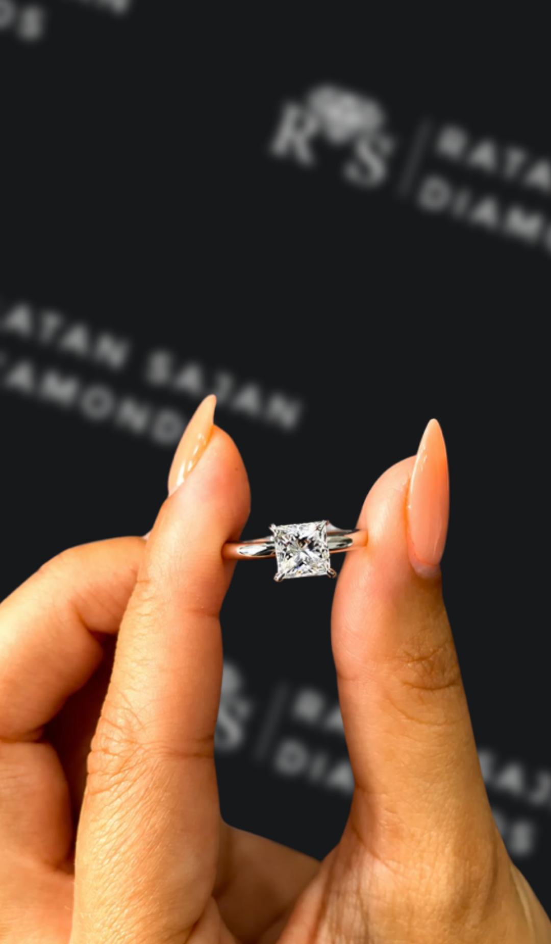 1 carat princess cut natural diamond engagement ring by Ratan Sajan Diamonds Dubai