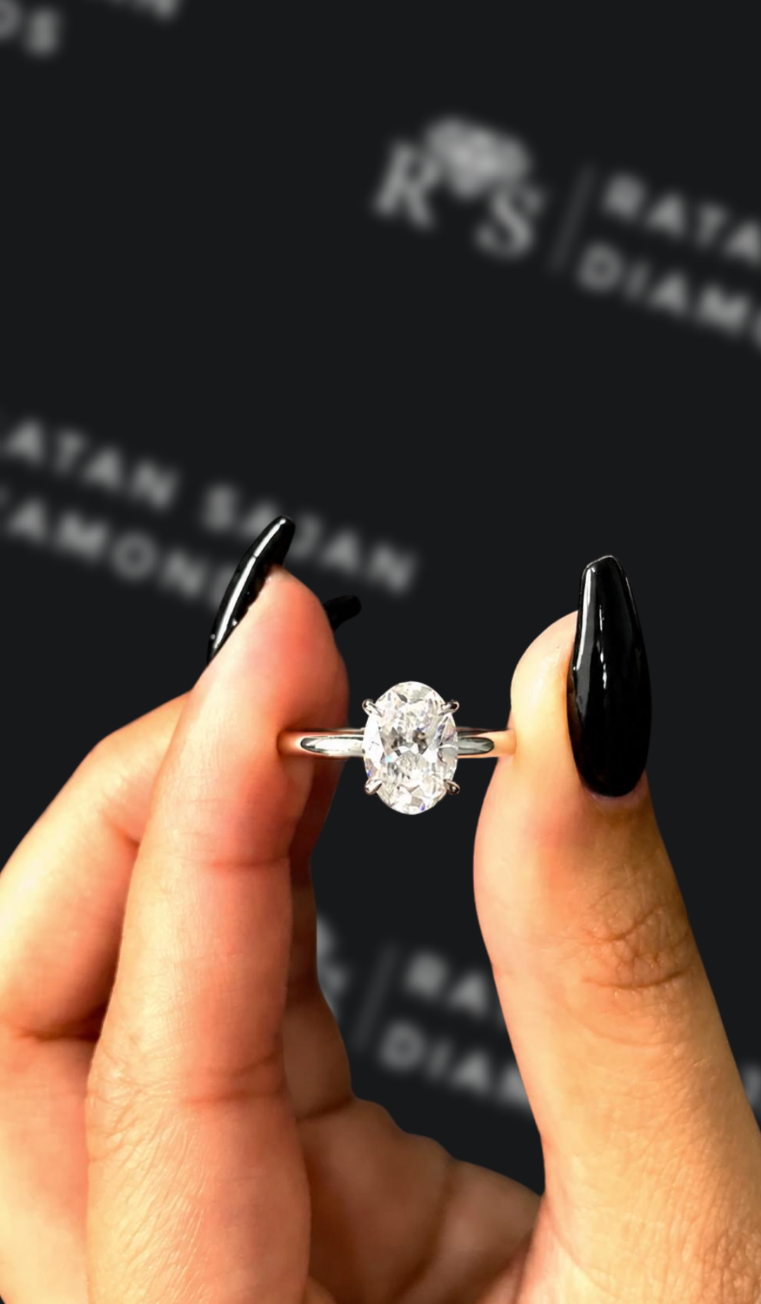 1.5 carat oval natural diamond engagement ring by Ratan Sajan Diamonds Dubai