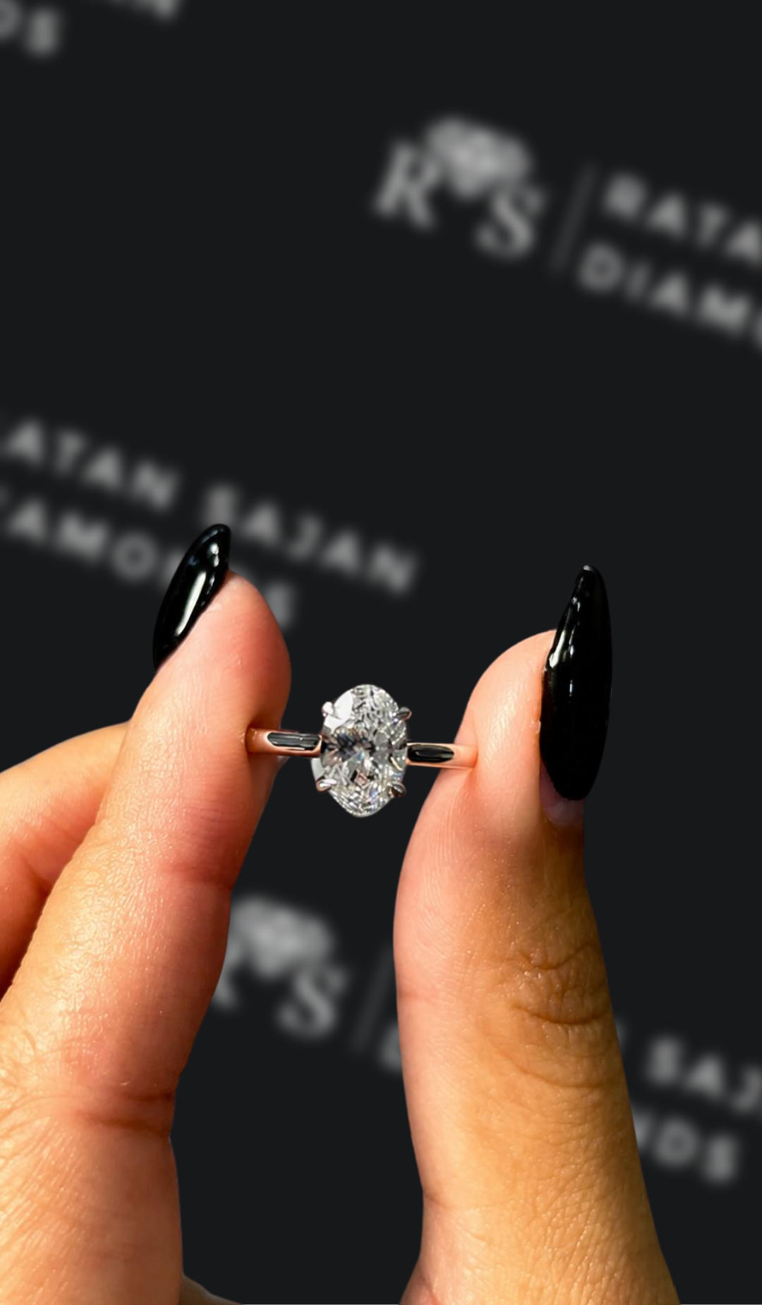 1 carat oval natural diamond engagement ring by Ratan Sajan Diamonds Dubai