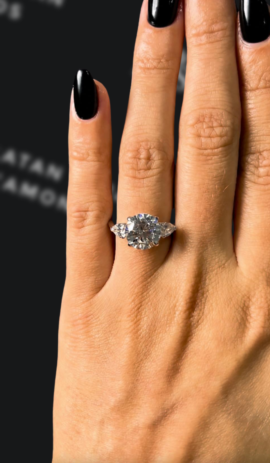 3 carat round brilliant natural diamond engagement ring by Ratan Sajan Diamonds Dubai