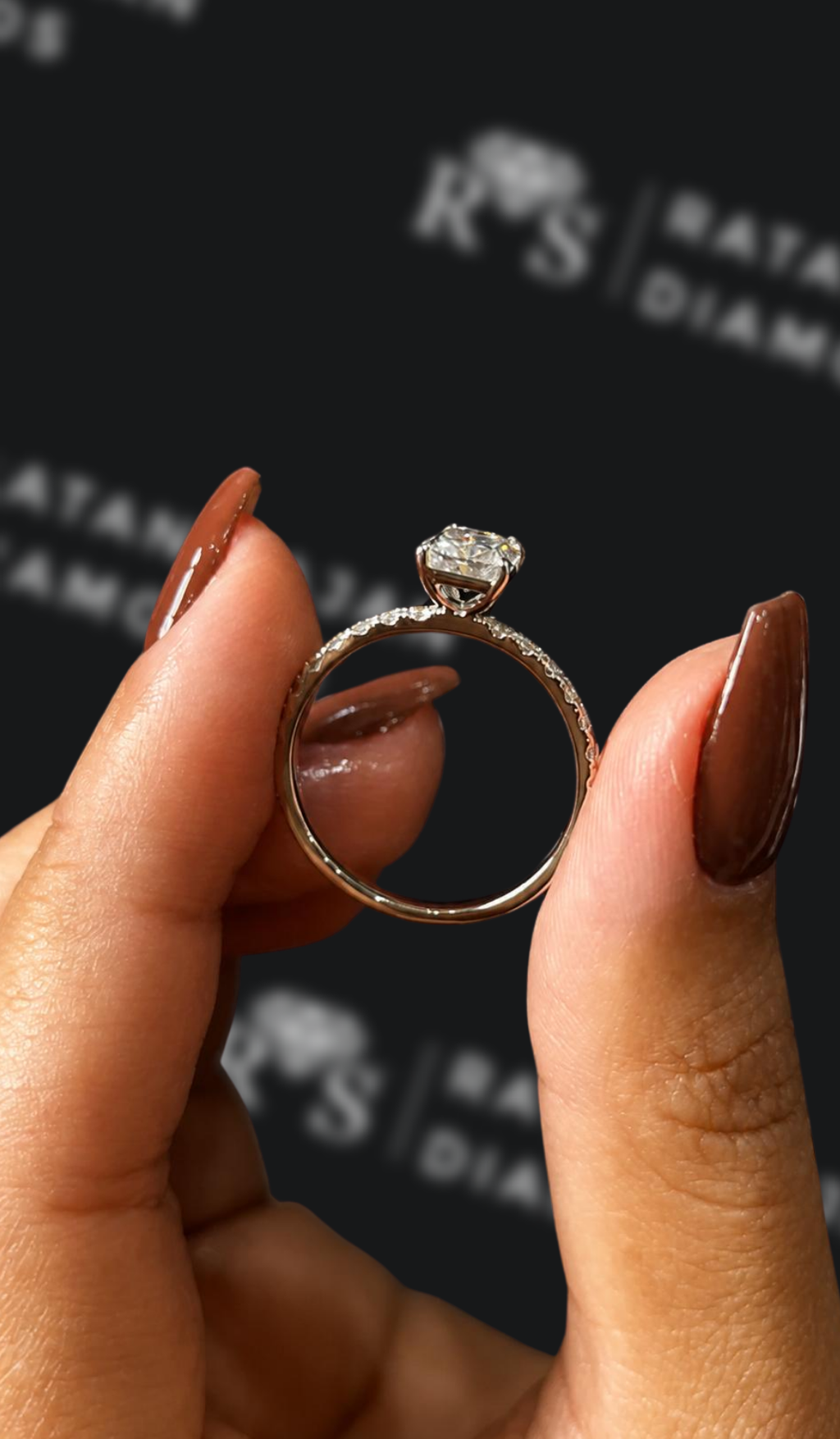 1 carat radiant cut natural diamond engagement ring by Ratan Sajan Diamonds Dubai