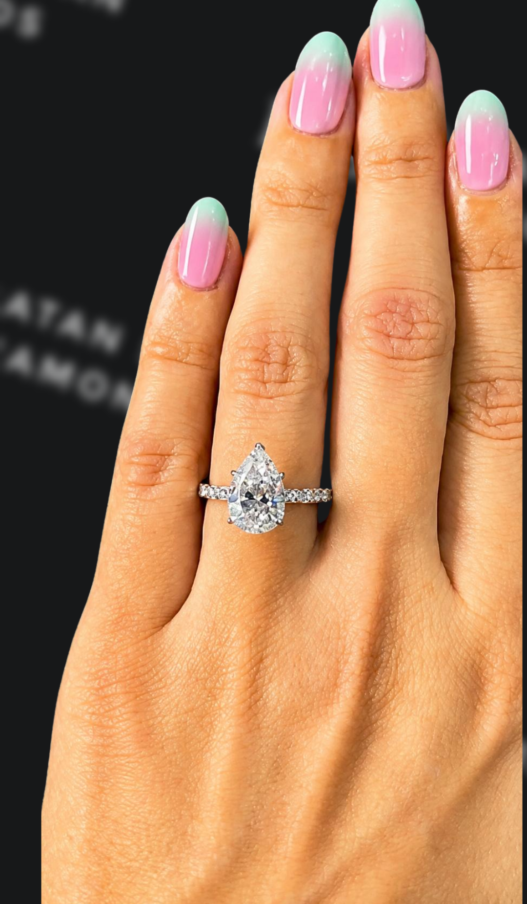 2.5 carat pear shaped natural diamond engagement ring by Ratan Sajan Diamonds Dubai